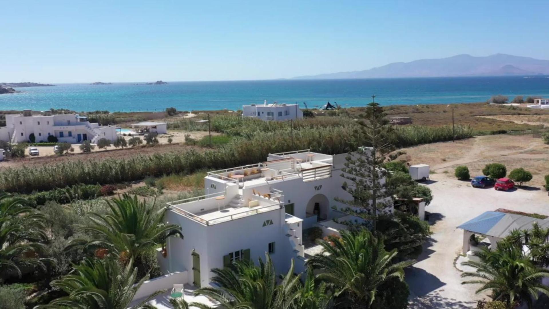 Studios Vrettos Beachfront Hotel Plaka  Exterior photo